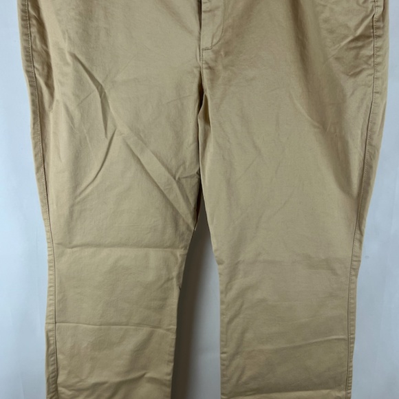 NWT Old Navy Mid-Rise Boot-Cut Khakis for Women (16 short) - Picture 5 of 16